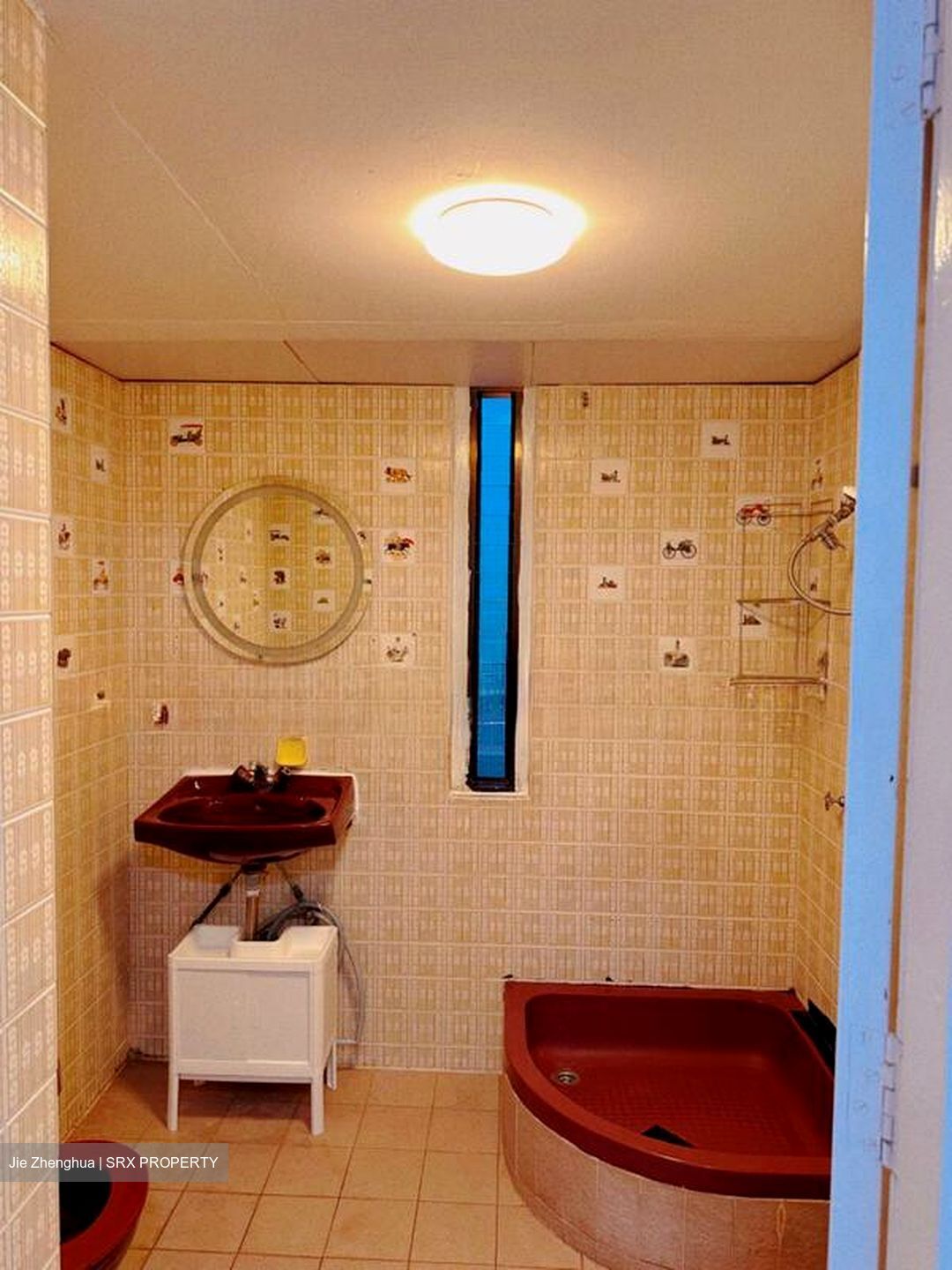 Queensway Tower / Queensway Shopping Centre (D3), Apartment #503662101